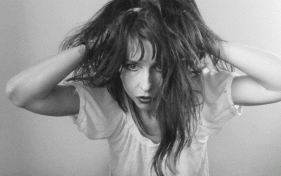 A Random Story of Singing and Flying Roaches